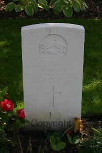 Dozinghem Military Cemetery - Wilson, Albert